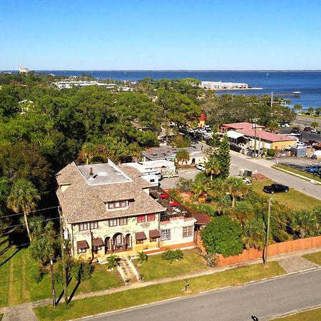 Casa Coquina Del Mar Bed And Breakfast Titusville Exterior photo